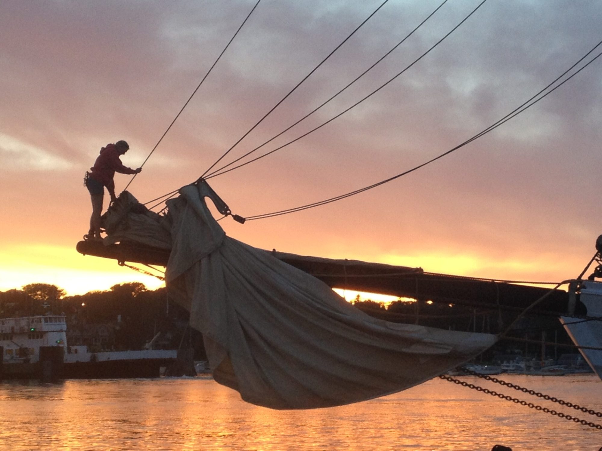 404 a sunset behind a boat